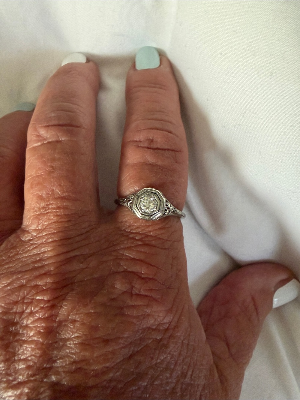 Estate diamond ring - Picture 2 of 2